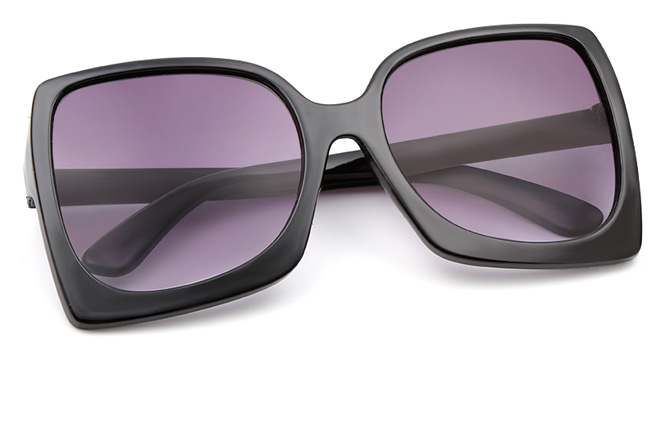 Halle Square Sunglasses